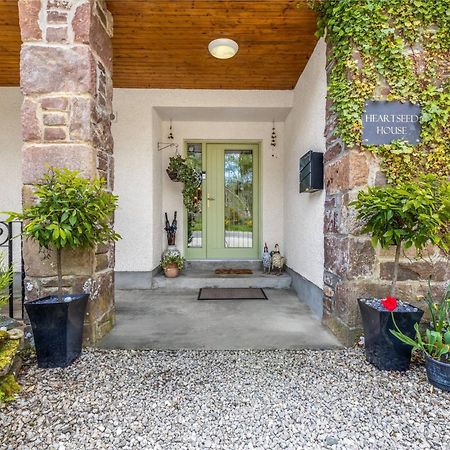Heartseed House Bed & Breakfast 도녹 외부 사진